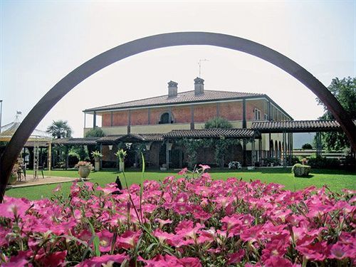 Hotel Il Chiostro Oppeano Exterior foto